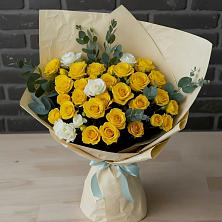 Букет цветов из:  Розы в Выборге