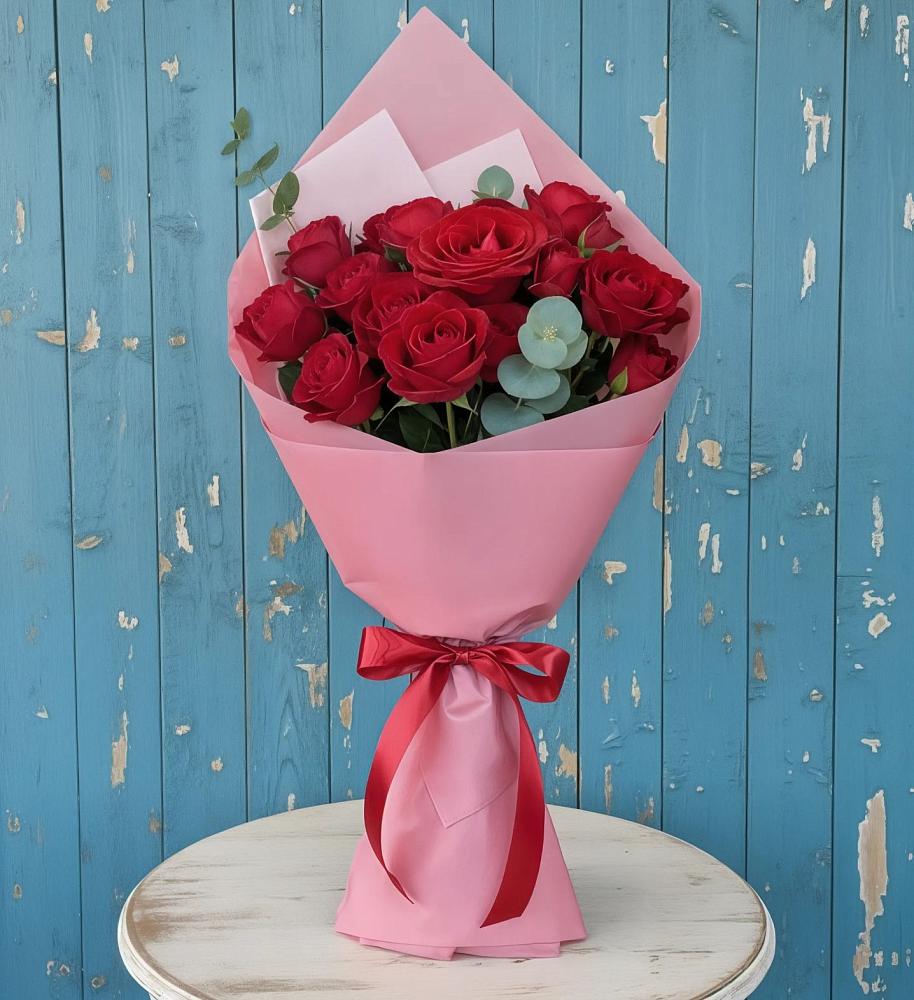 Букет цветов из: Розы в Выборге