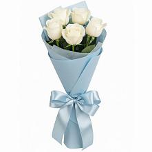 Букет 5 Белых роз Проуд в Выборге