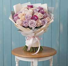 Букет цветов из:  Розы в Выборге