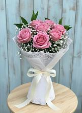 Букет цветов из:  Розы в Выборге