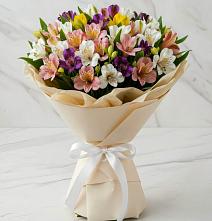 Букет цветов из:  Альстромерии в Выборге
