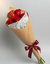 Букет цветов из:  Розы в Выборге