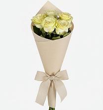 Букет цветов из:  Розы в Выборге