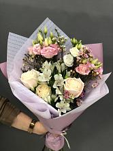 Букет цветов из:  Альстромерии, Розы и Лизиантусы #REPLACE_PRED# Выборге