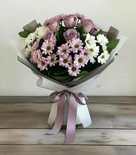 Букет цветов из:  Хризантемы и Розы в Выборге