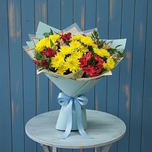 Букет цветов из:  Альстромерии и Хризантемы в Выборге