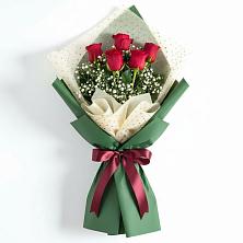 Букет цветов из:  Розы в Выборге