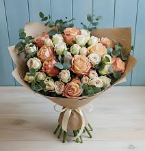 Букет цветов из:  Альстромерии и Розы в Выборге